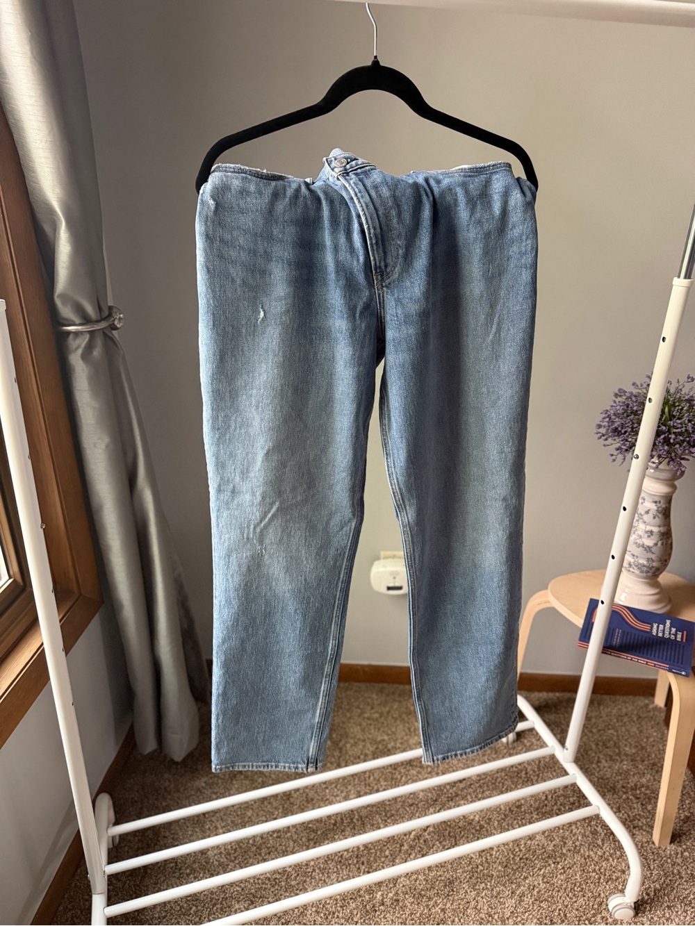 Abercrombie & Fitch The 90s Straight Ultra High Rise Curve Love B8